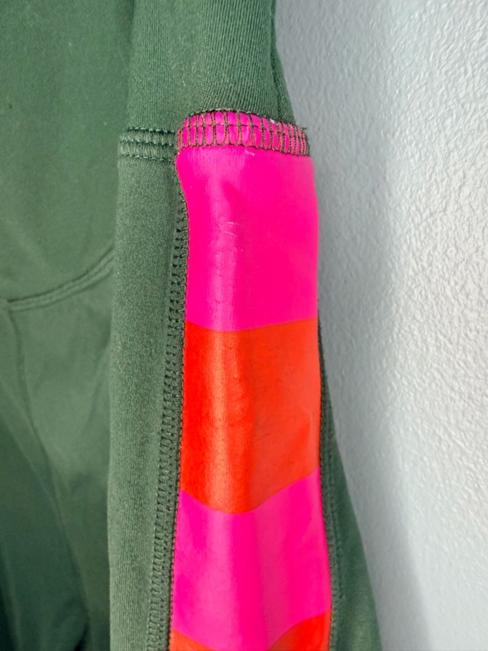 Tory Sport Active Leggings Forest Green w/ Pink and Red Accents | Size Large - Picture 5 of 7